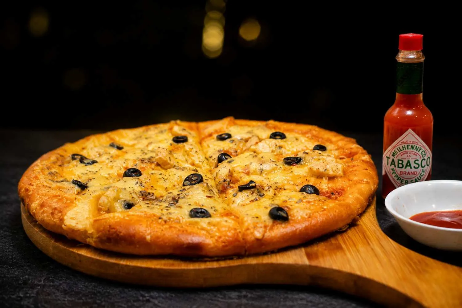 Chicken & Olive Pizza